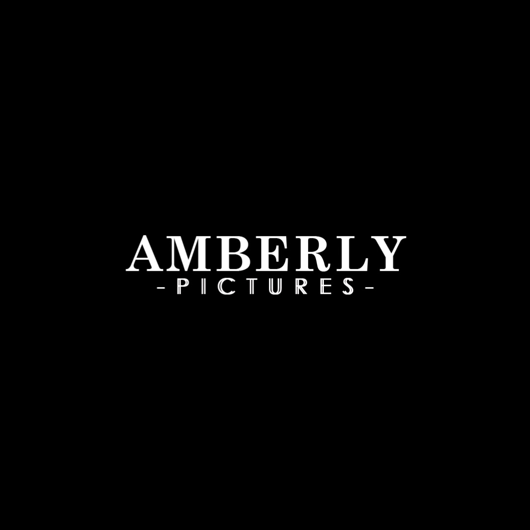 Amberly Pictures