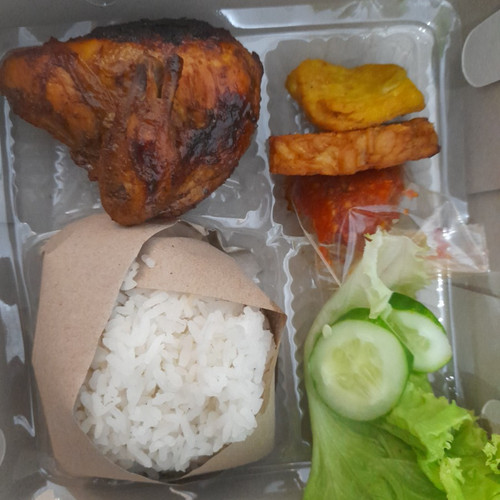 NASI KOTAK 4 (SEDERHANA)