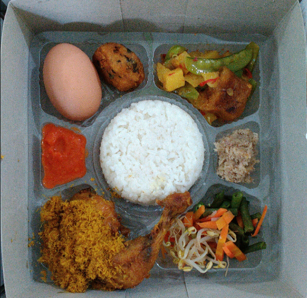 Paket Komplit 3 (2 Lauk 2 Sayur)