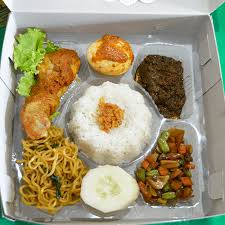 Paket Komplit 4 (2 Lauk 2 Sayur)