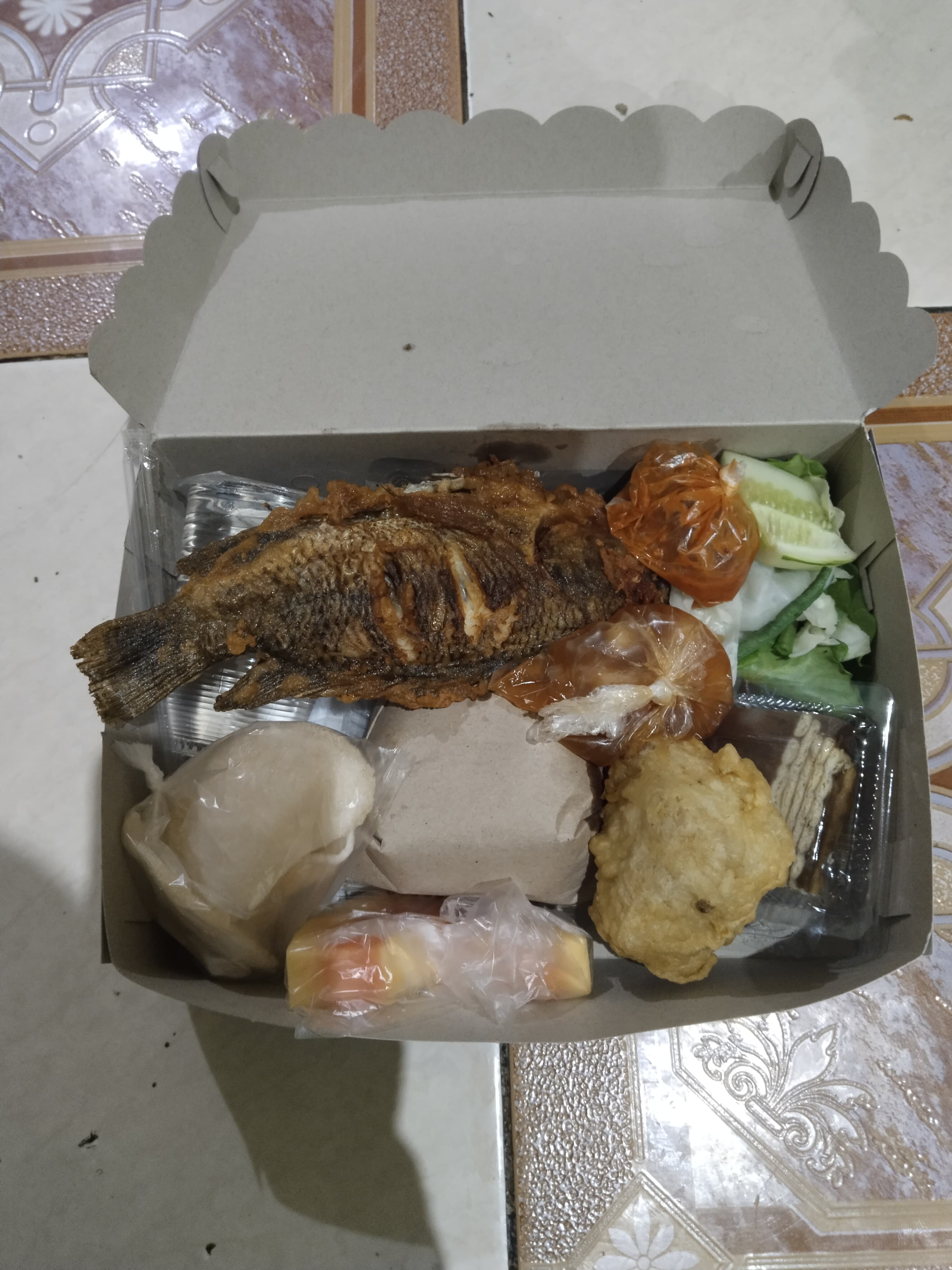 NASI KOTAK