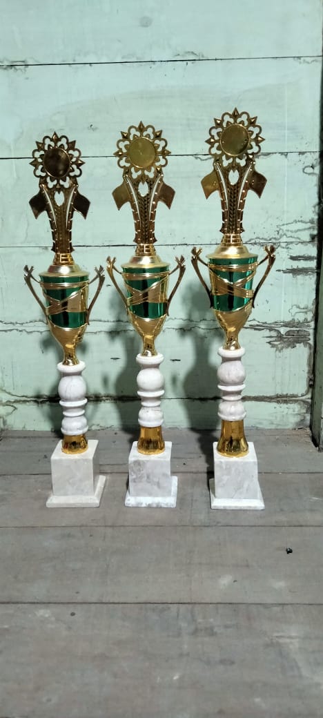 Piala Marmer