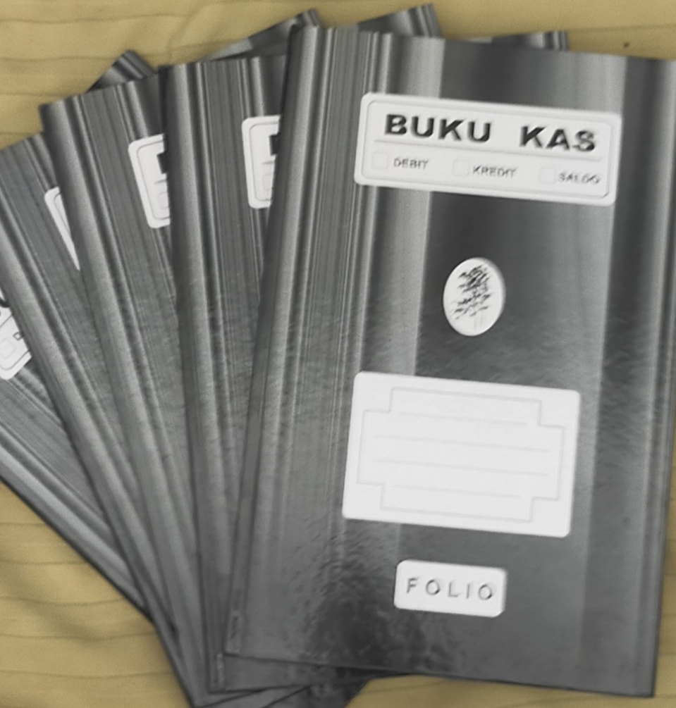 Buku kas folio 