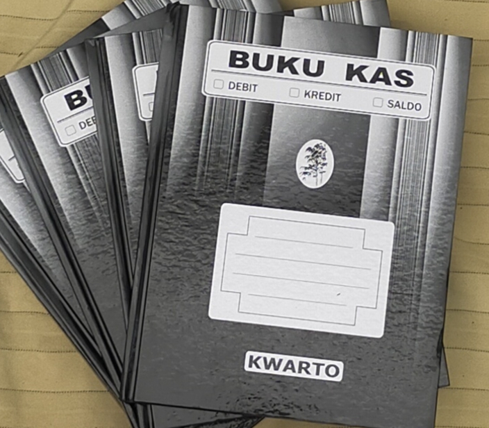 Buku kas kwarto 