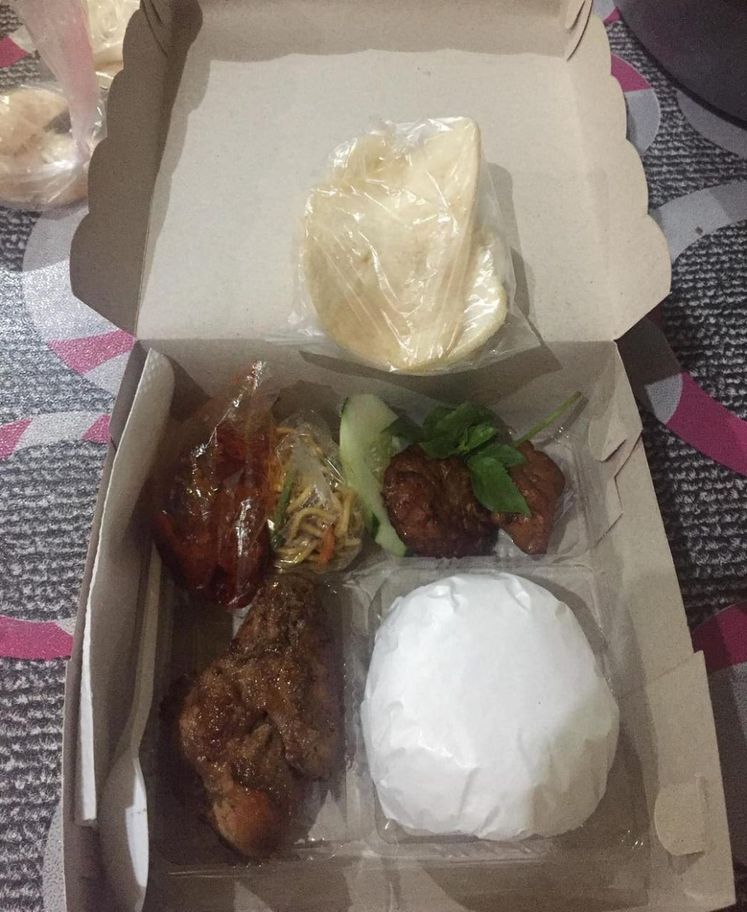 Nasi kotak 