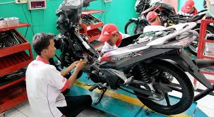 Jasa Service motor R2