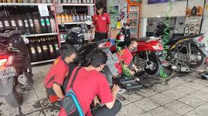 Jasa Service motor R2