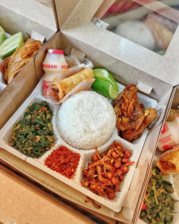 Nasi Kotak Komplit