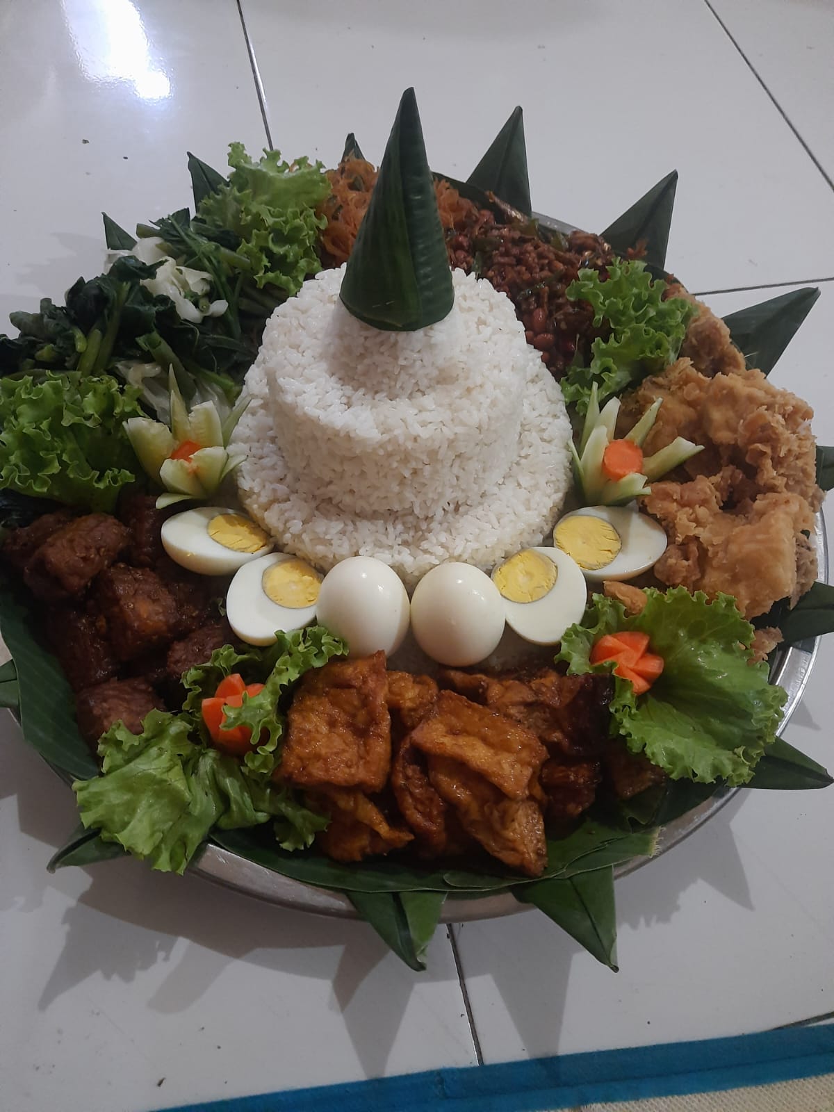 TUMPENG