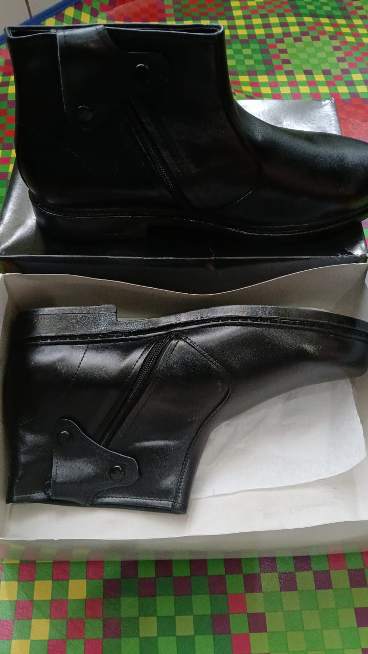 SEPATU HITAM PASKIBRAKA