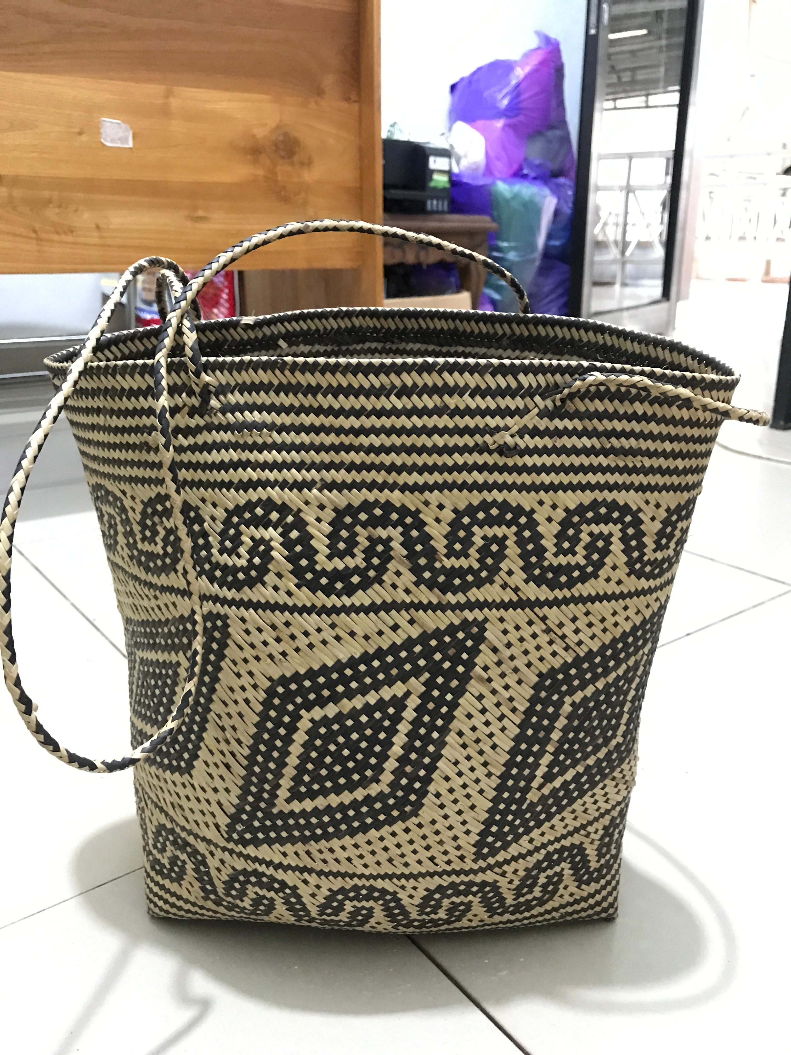 Tas Anjat Besar