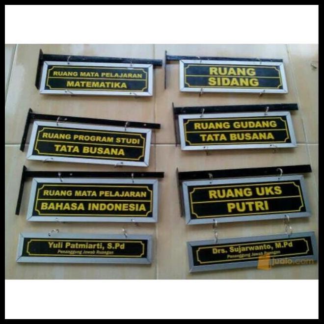 Papan Nama Ruangan (Akrilik)