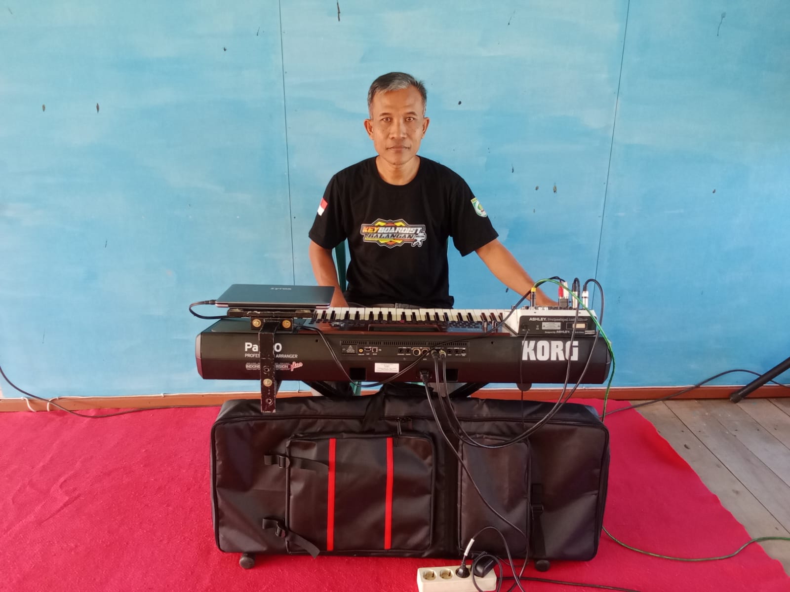 JASA PEMAIN KEYBOARD DAN PENYANYI