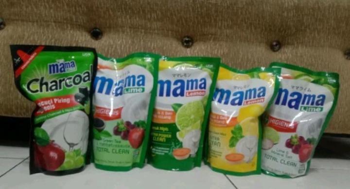 Mama Lemon Cairan Pencuci Piring 680ml