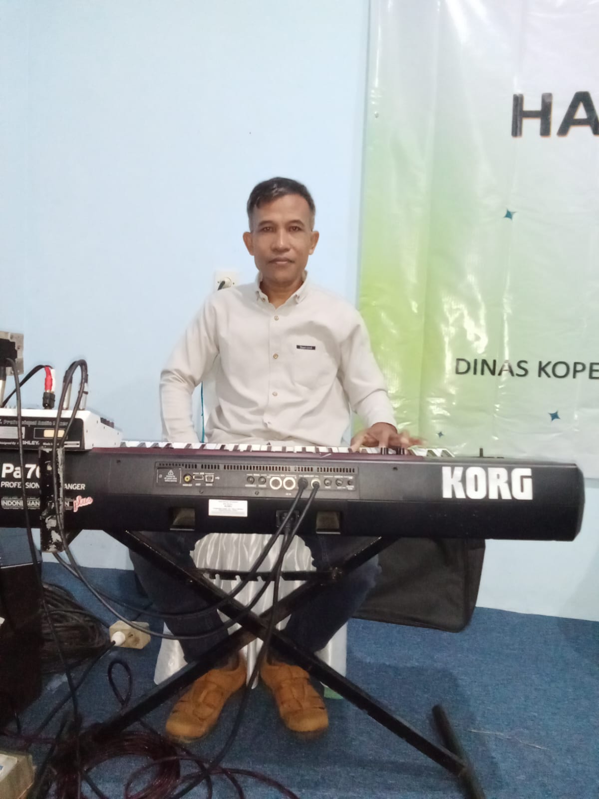 JASA PEMAIN KEYBOARD DAN PENYANYI