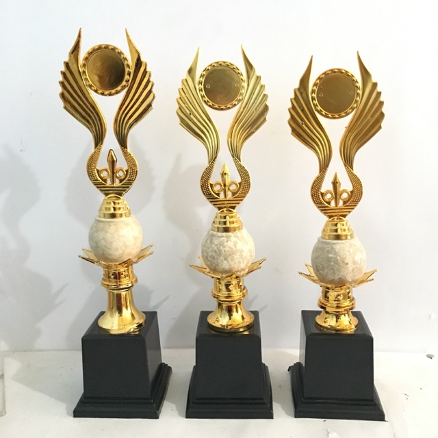 Piala/Tropi  Marmer