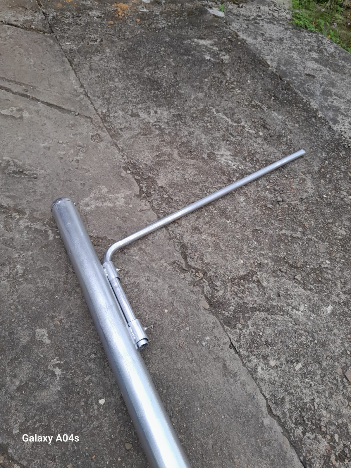 Tiang lampu jalan 