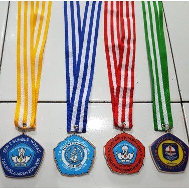 MEDALI / KALUNG MEDALU / KALUNG JUARA 