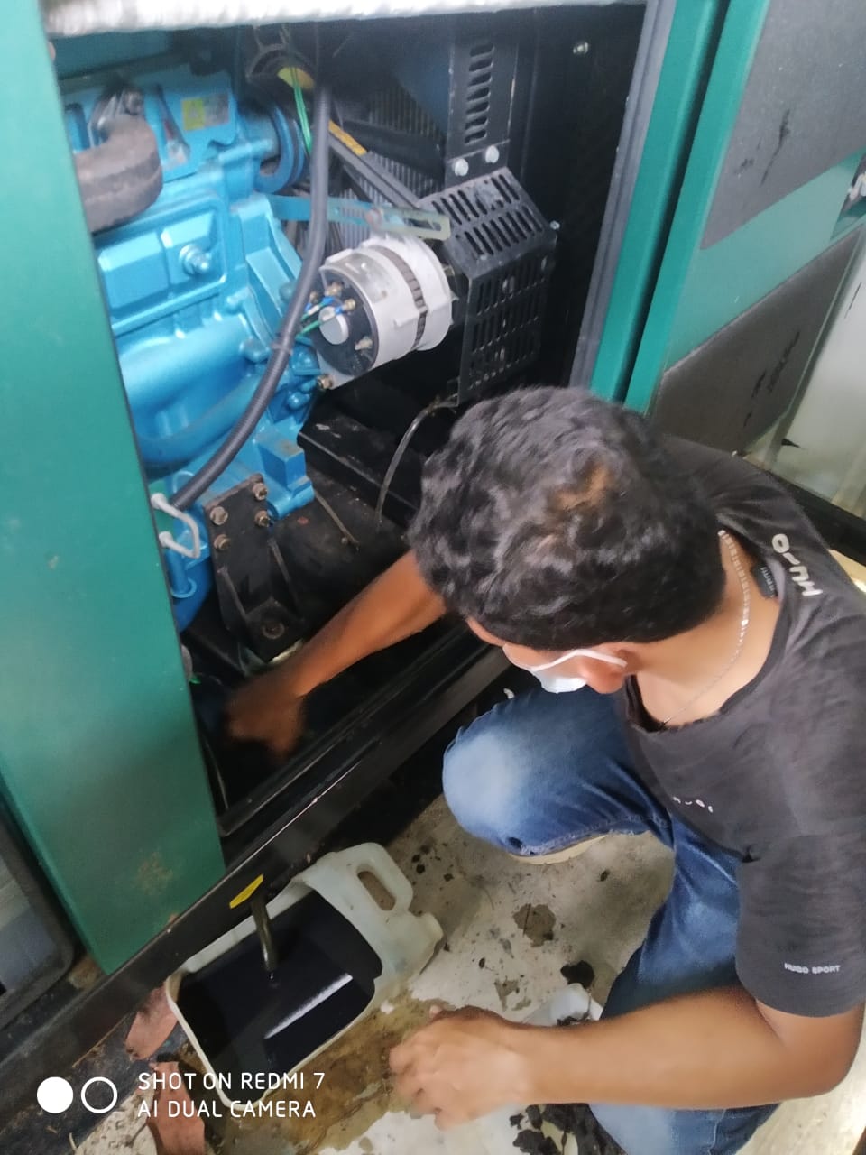 PEMELIHARAAN GENSET JASA GANTI OLI