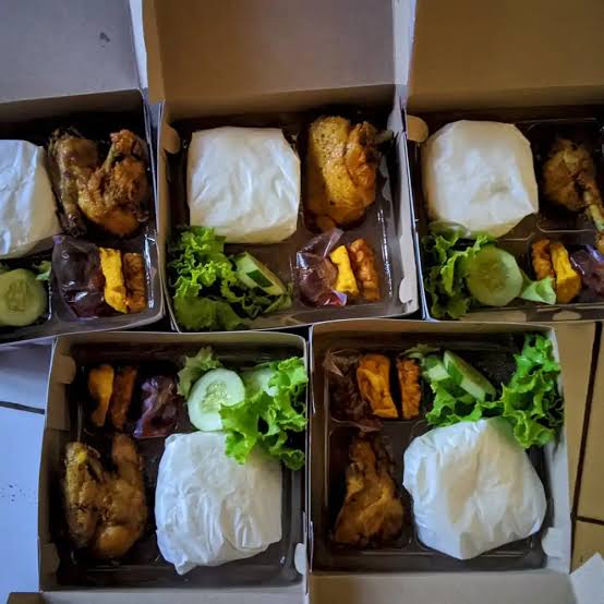 Nasi Kotak Ayam 1