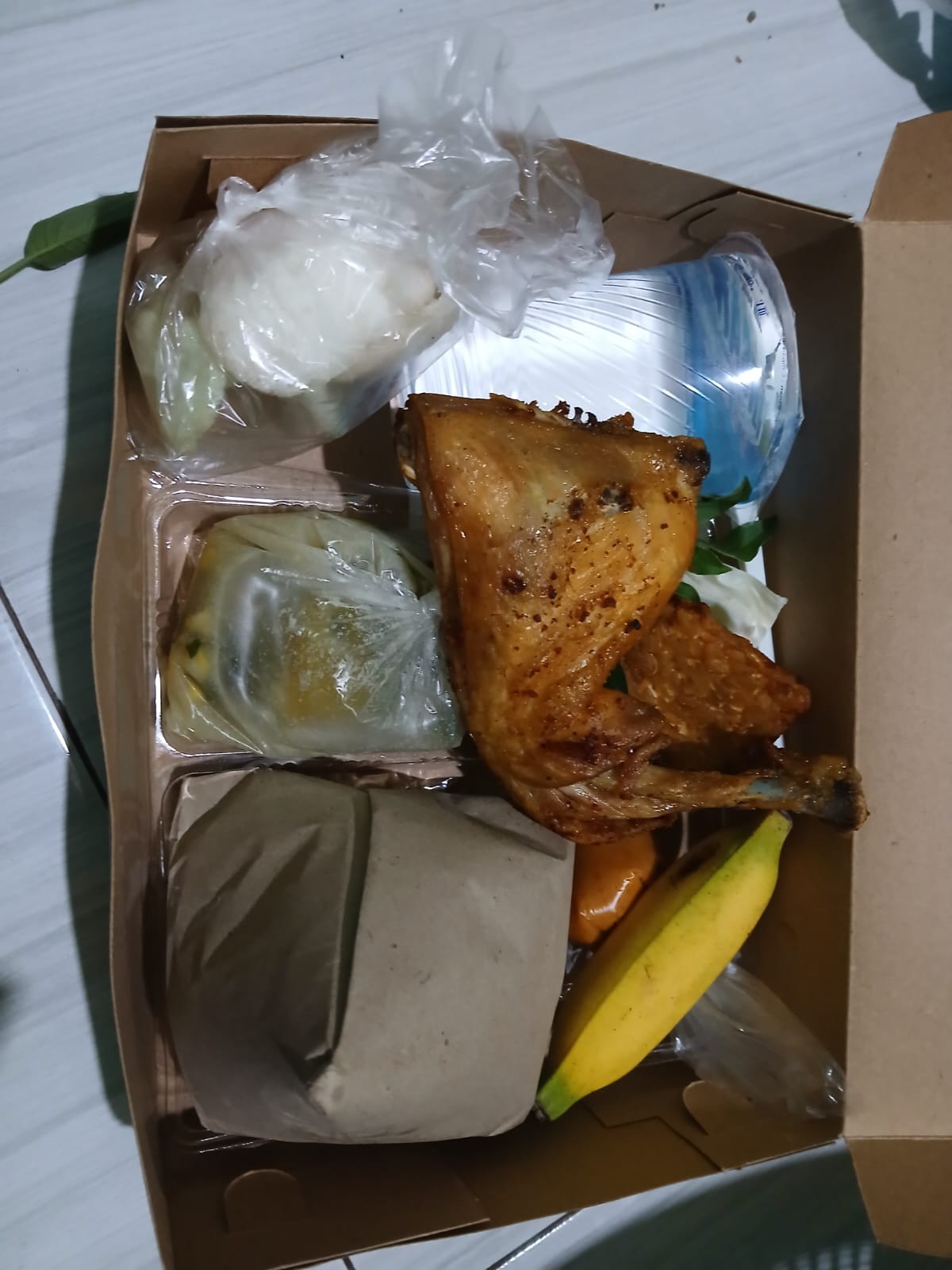 Nasi Kotak Ayam Goreng