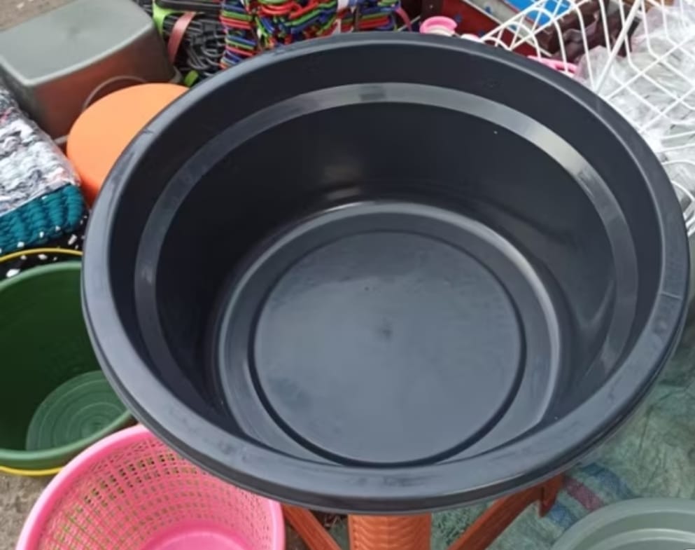 Ember plastik