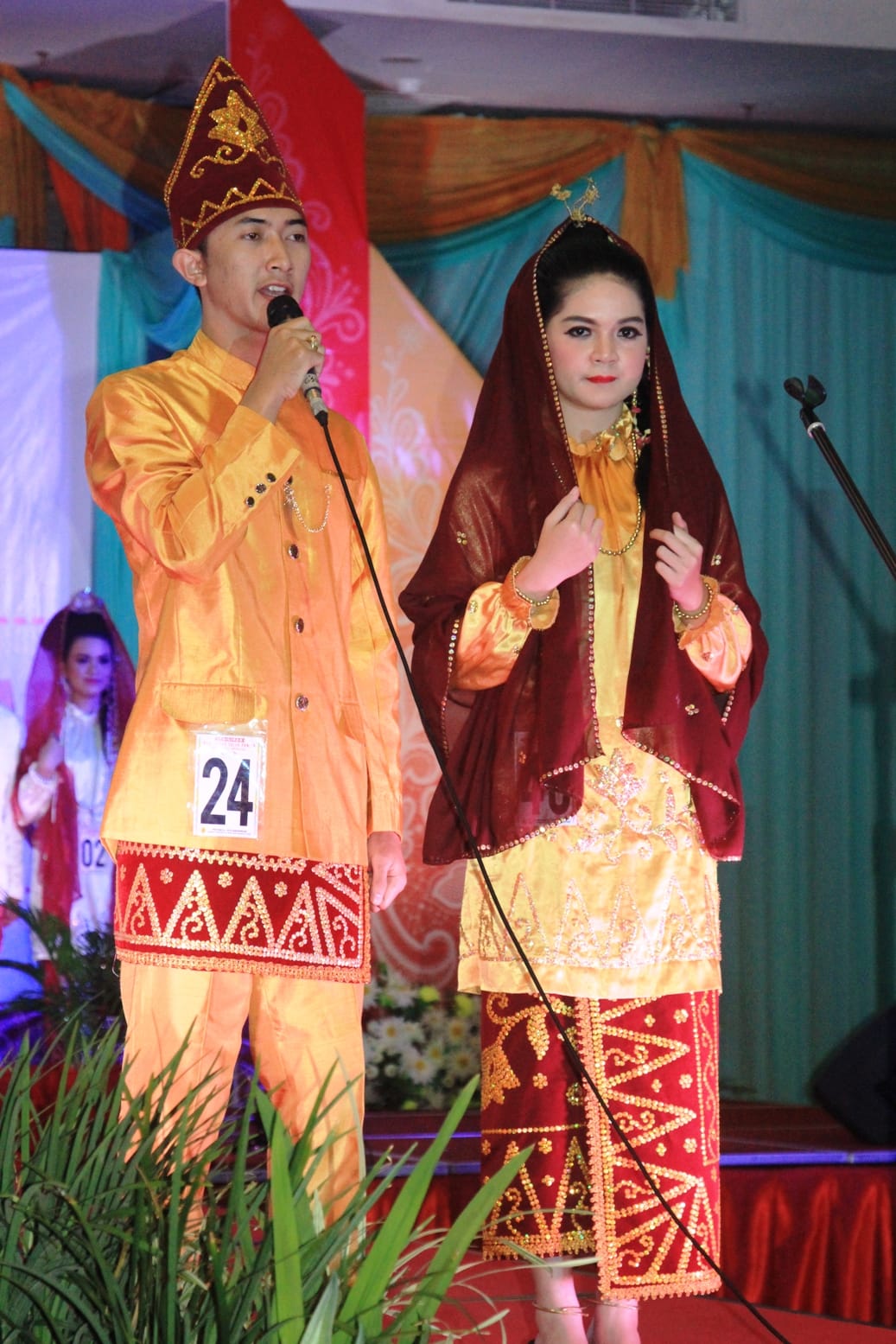 BAJU ADAT