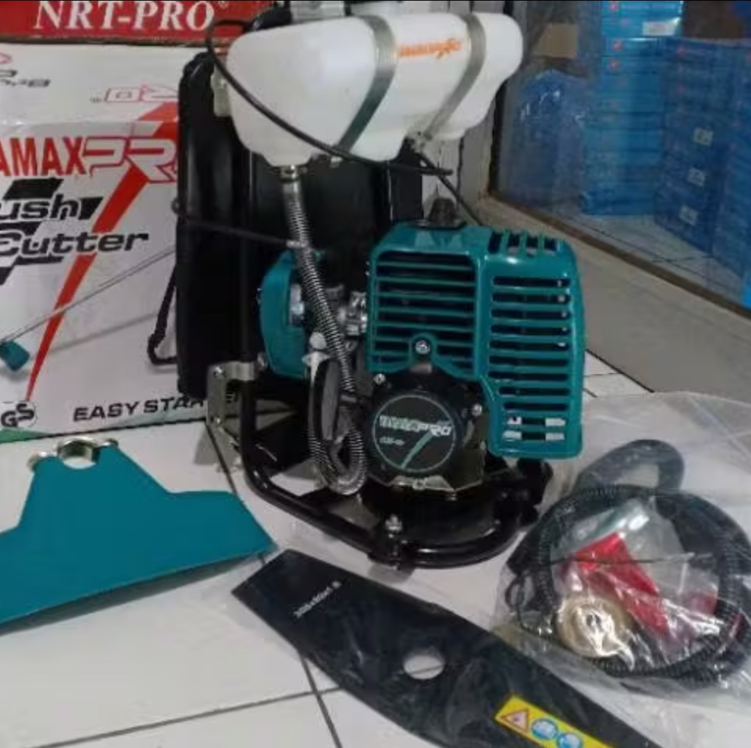 Mesin Pemotong Rumput Yamamax Pro