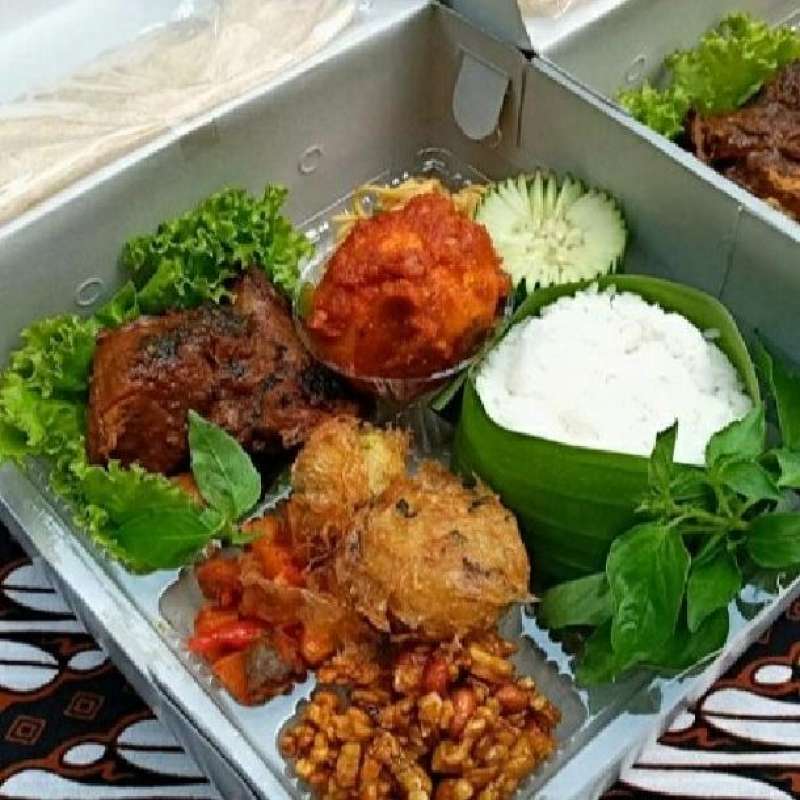 Nasi kotak 