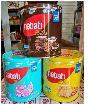 WAFER NABATI RICHEESE KALENG  COKLAT KEJU WHITE PINK LAVA