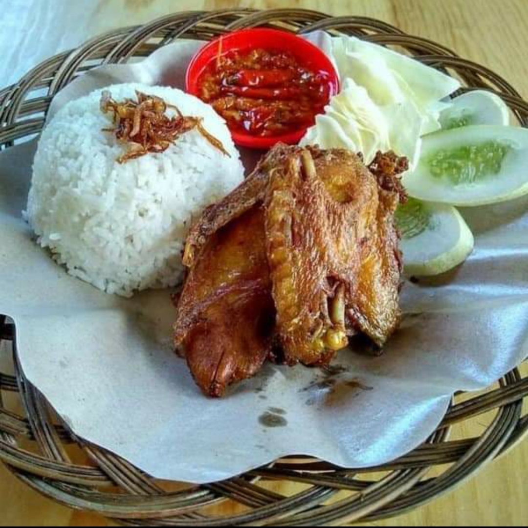 NASI LALAPAN AYAM