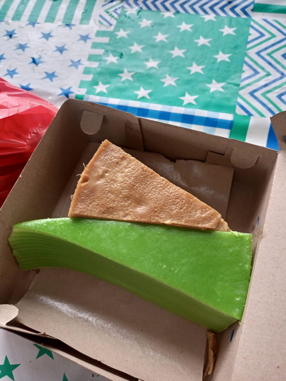 Kue Hula-Hula Pandan + Sarikaya Gula Merah