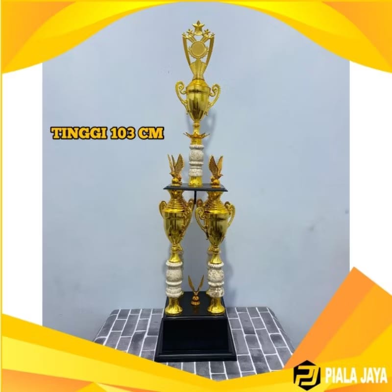 Piala Kaki 4 Satuan Piala Bergilir 103 cm