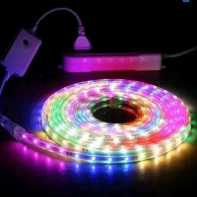 LAMPU HIAS
