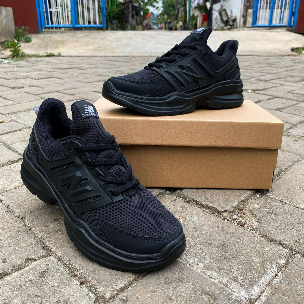JUAL SEPATU LATIHAN PASKIBRAKA