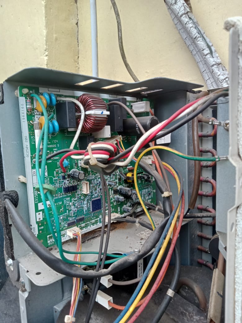 SERVIS AC INVERTER GANTI MODUL