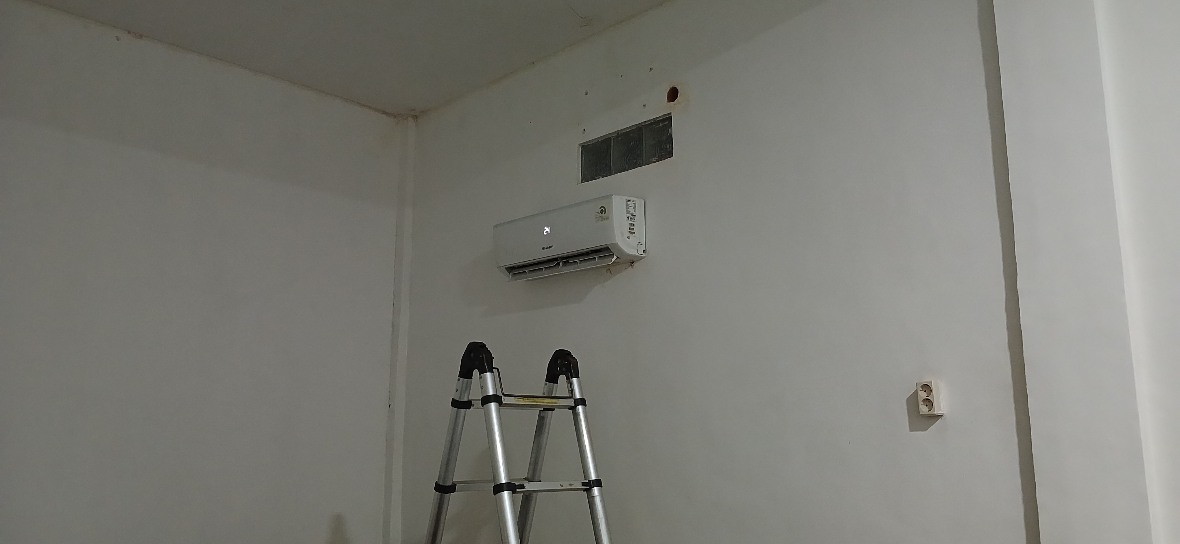 Bongkar pasang ac