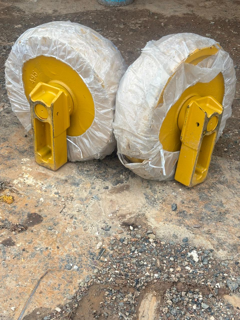 Idler zx2105G sebelah kiri