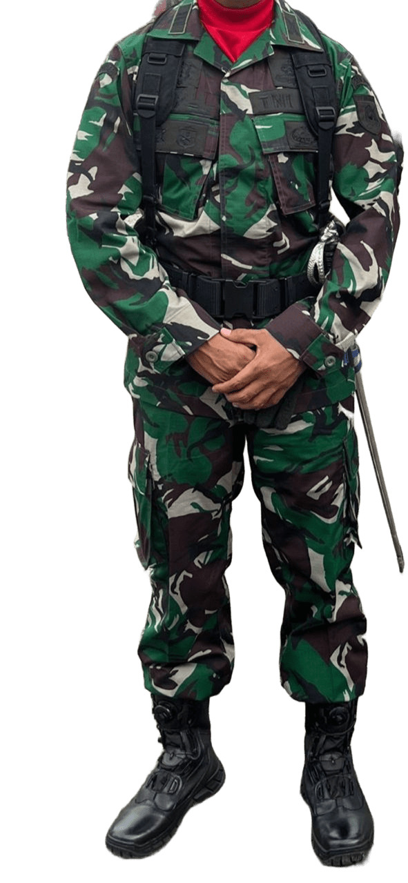 Pakaian Dinas Komandan Upacara