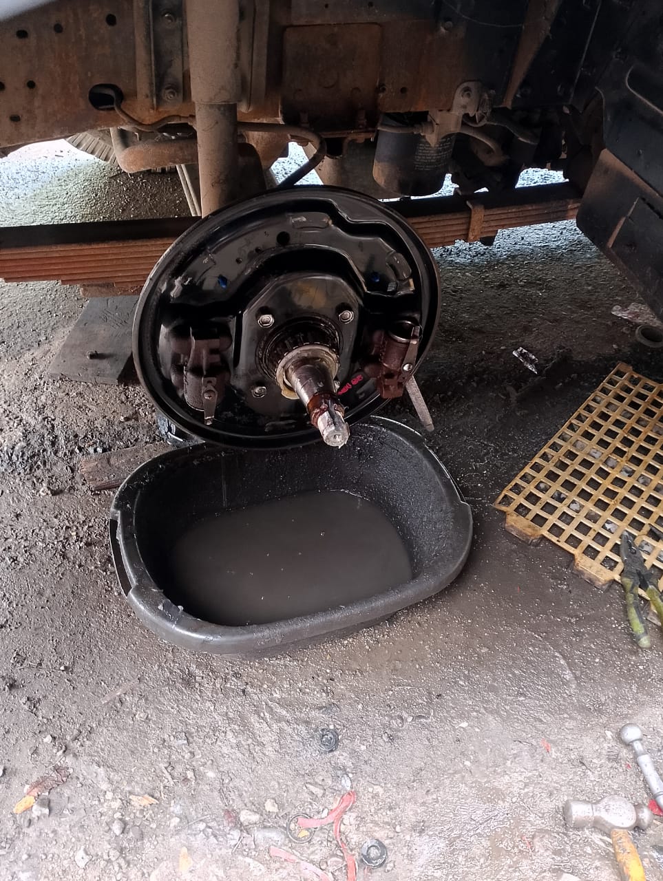 Jasa servis rem dll