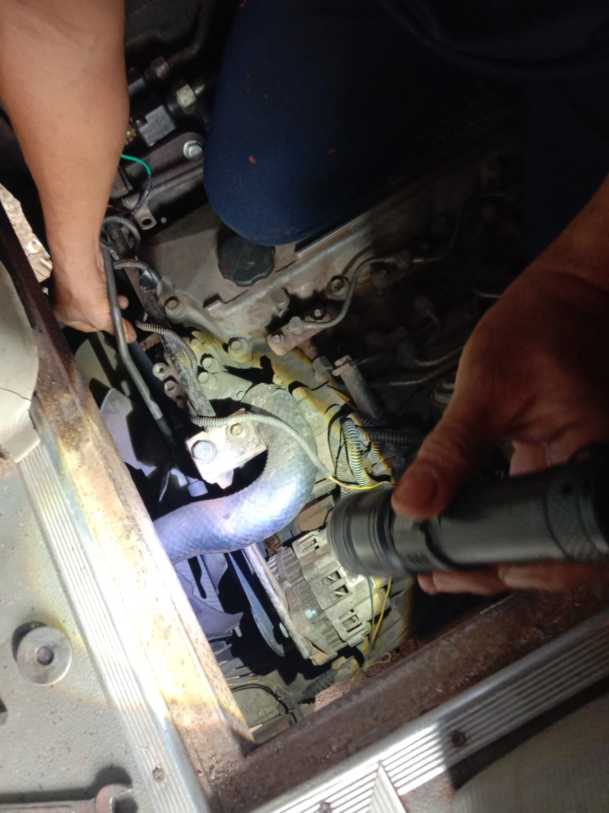 Jasa servis stel mesin & bersihkan filter