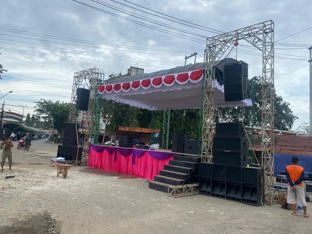 Dekorasi Tenda & Panggung