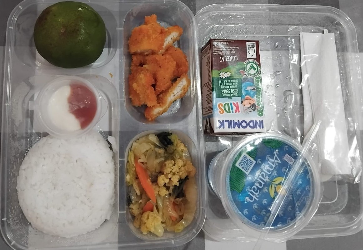 PAKET NASI KOTAK 4