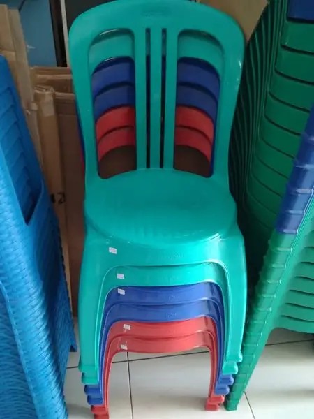 Kursi Plastik