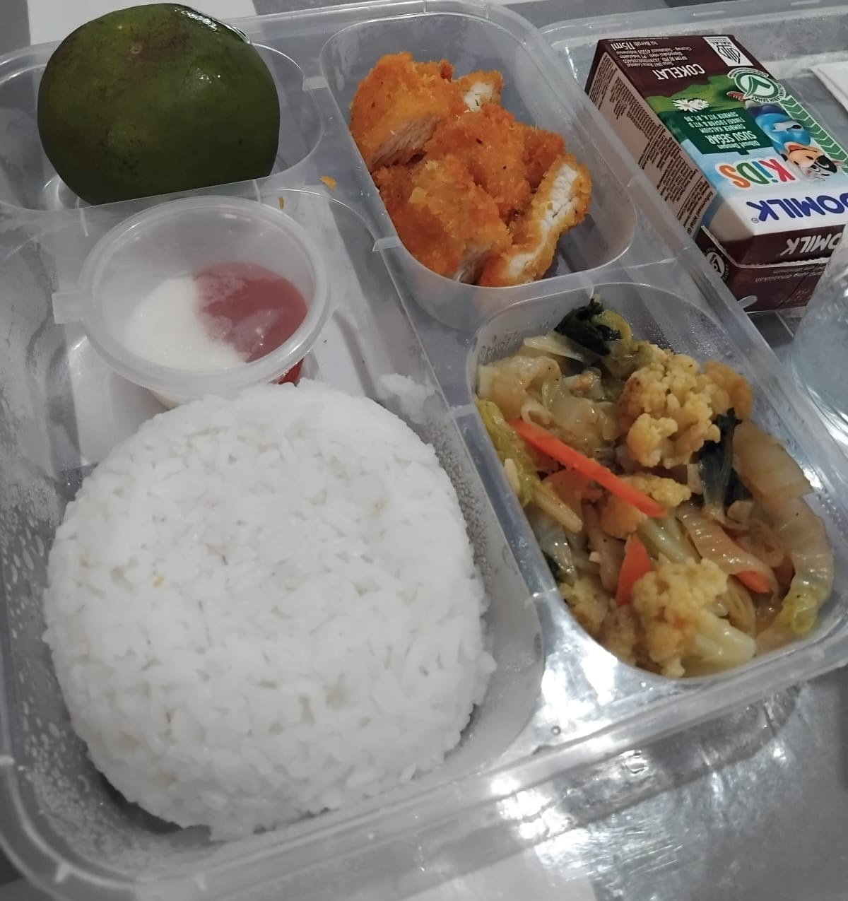 PAKET NASI KOTAK 4