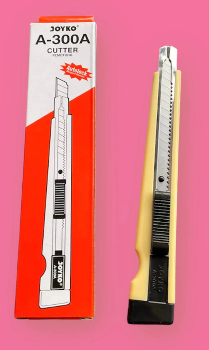Cutter Kecil