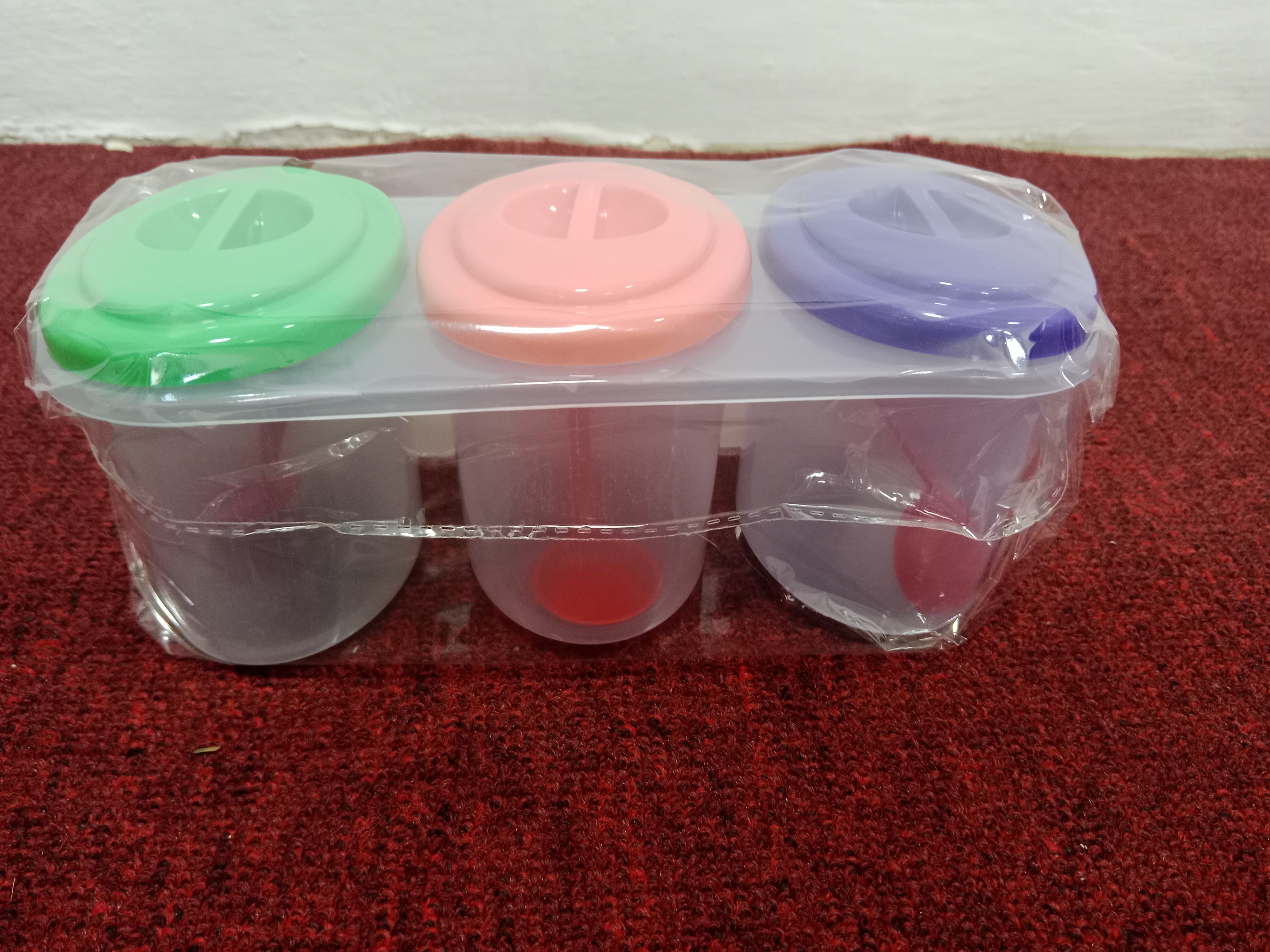 Toples