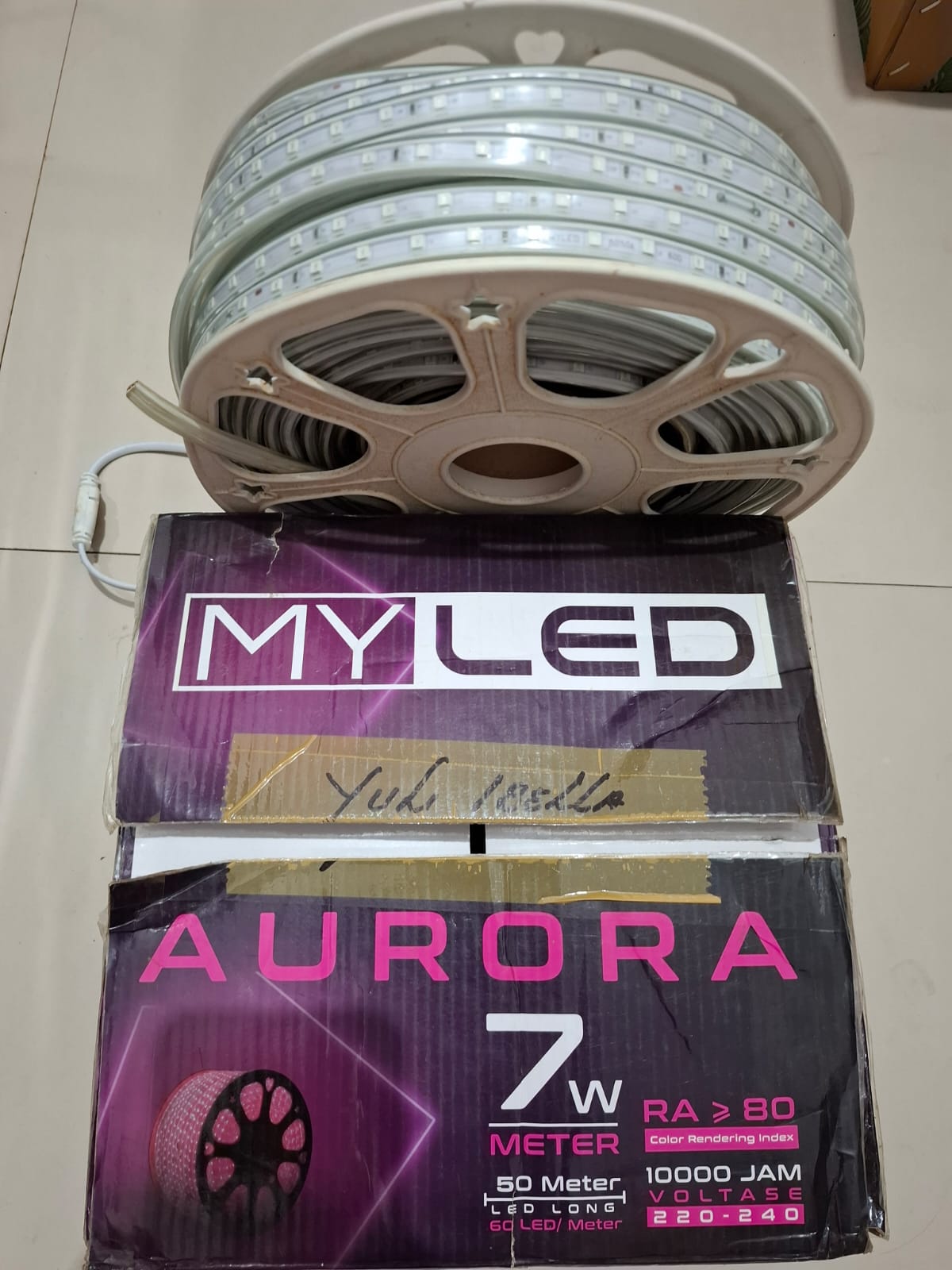 MYLED STIPE GULUNG AURORA