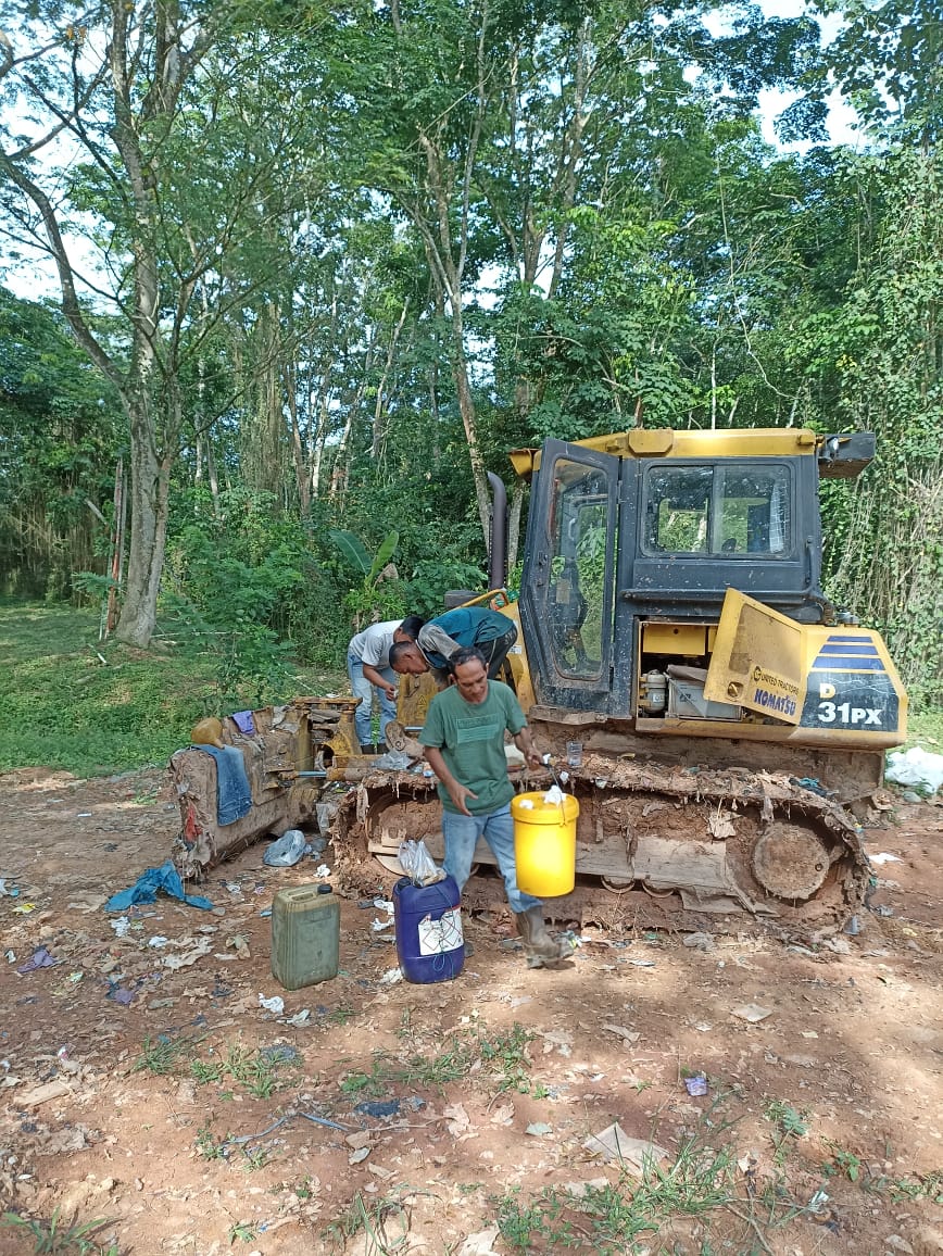 Jasa service dozzer d31px