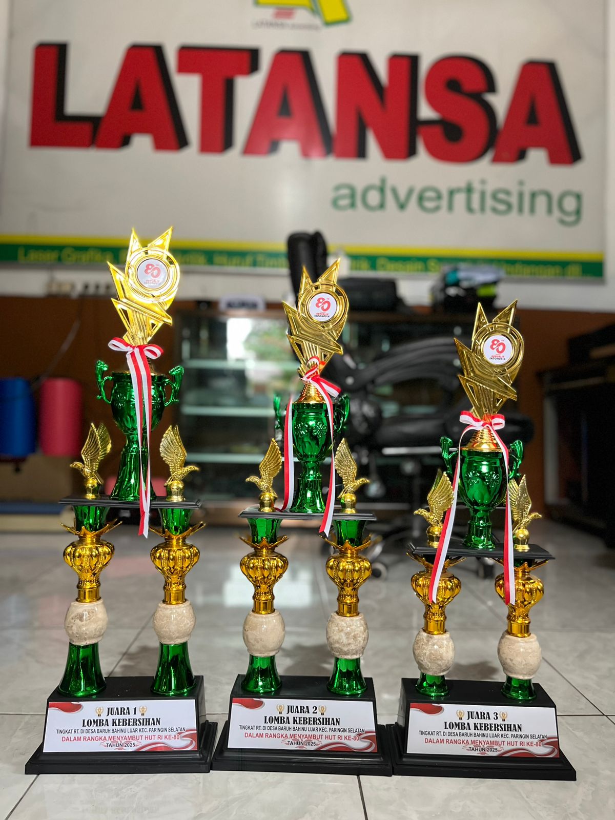 TROPHY TINGGI KAKI 2 + BATU MARMER